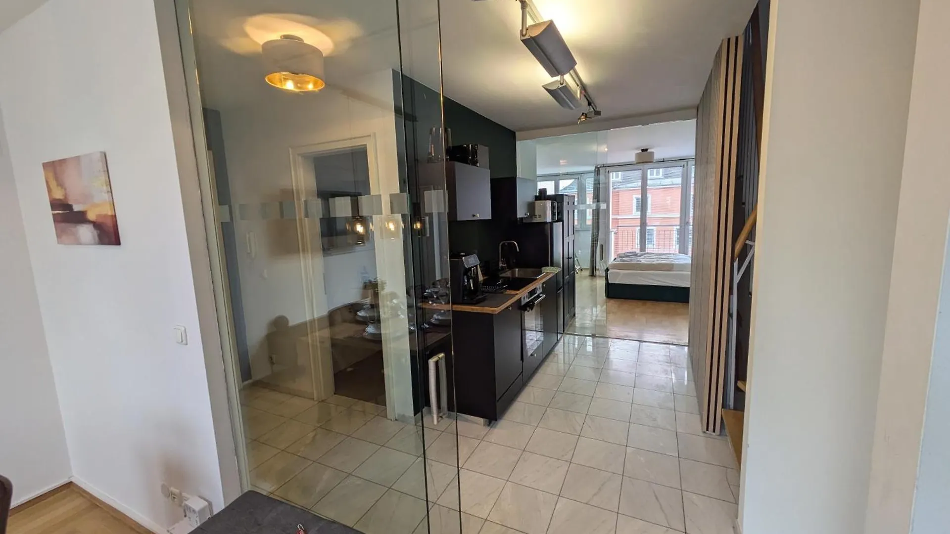 Munich Large Apartment 155 Qm And 5 Bedrooms With Roof Terrace In Centrally Located 1 To 14 Guests