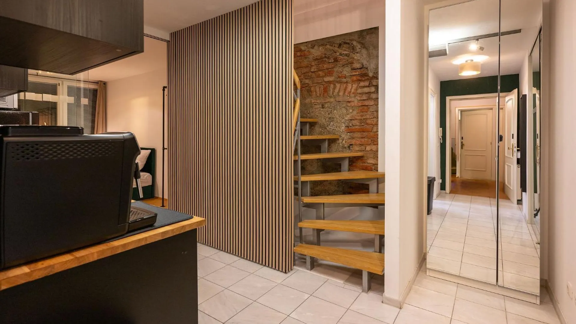 Munich Large Apartment 155 Qm And 5 Bedrooms With Roof Terrace In Centrally Located 1 To 14 Guests ドイツ