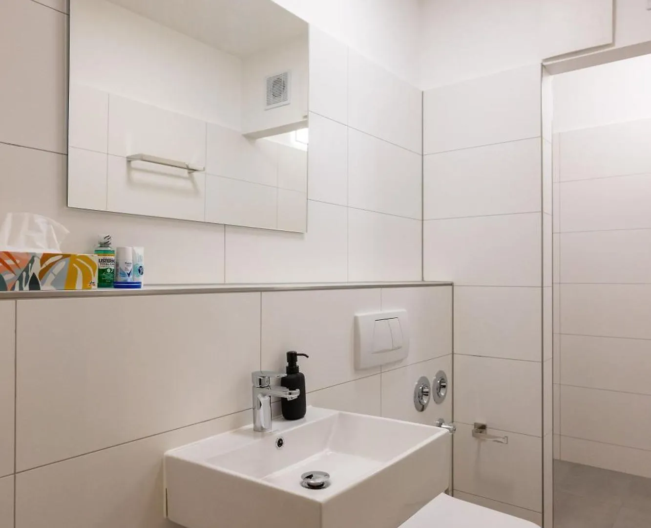 Munich Large Apartment 155 Qm And 5 Bedrooms With Roof Terrace In Centrally Located 1 To 14 Guests 0*,  德国